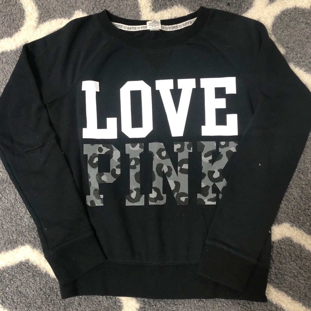 VS PINK pullover